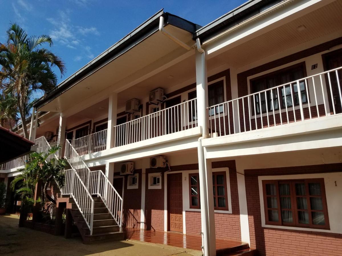 Hotel AATRAC Iguazú Puerto Iguazú Esterno foto